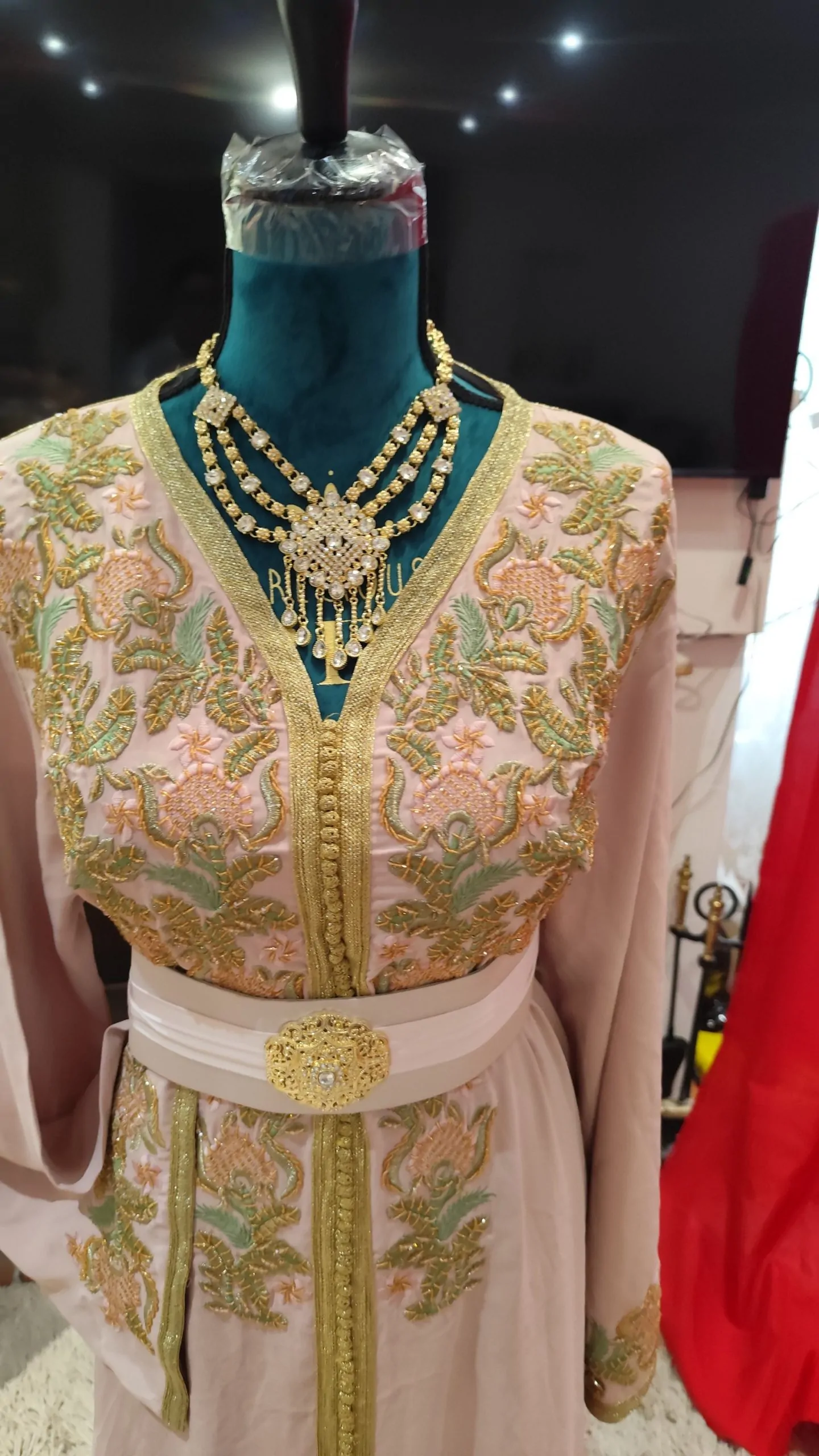 caftan marocain d occasion – Image 4