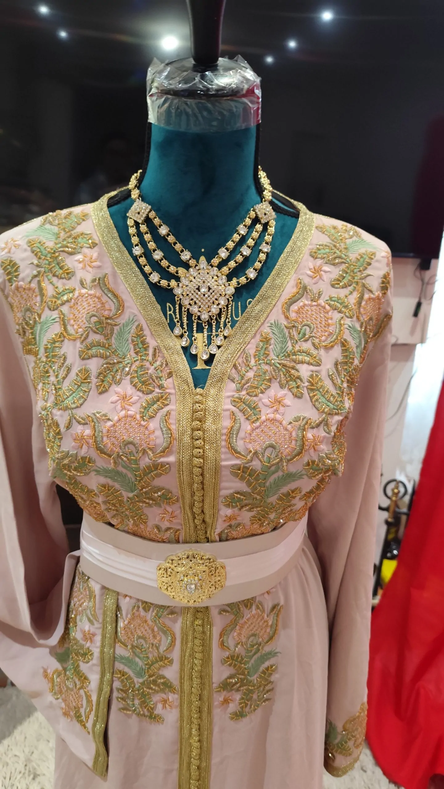 caftan marocain d occasion – Image 6
