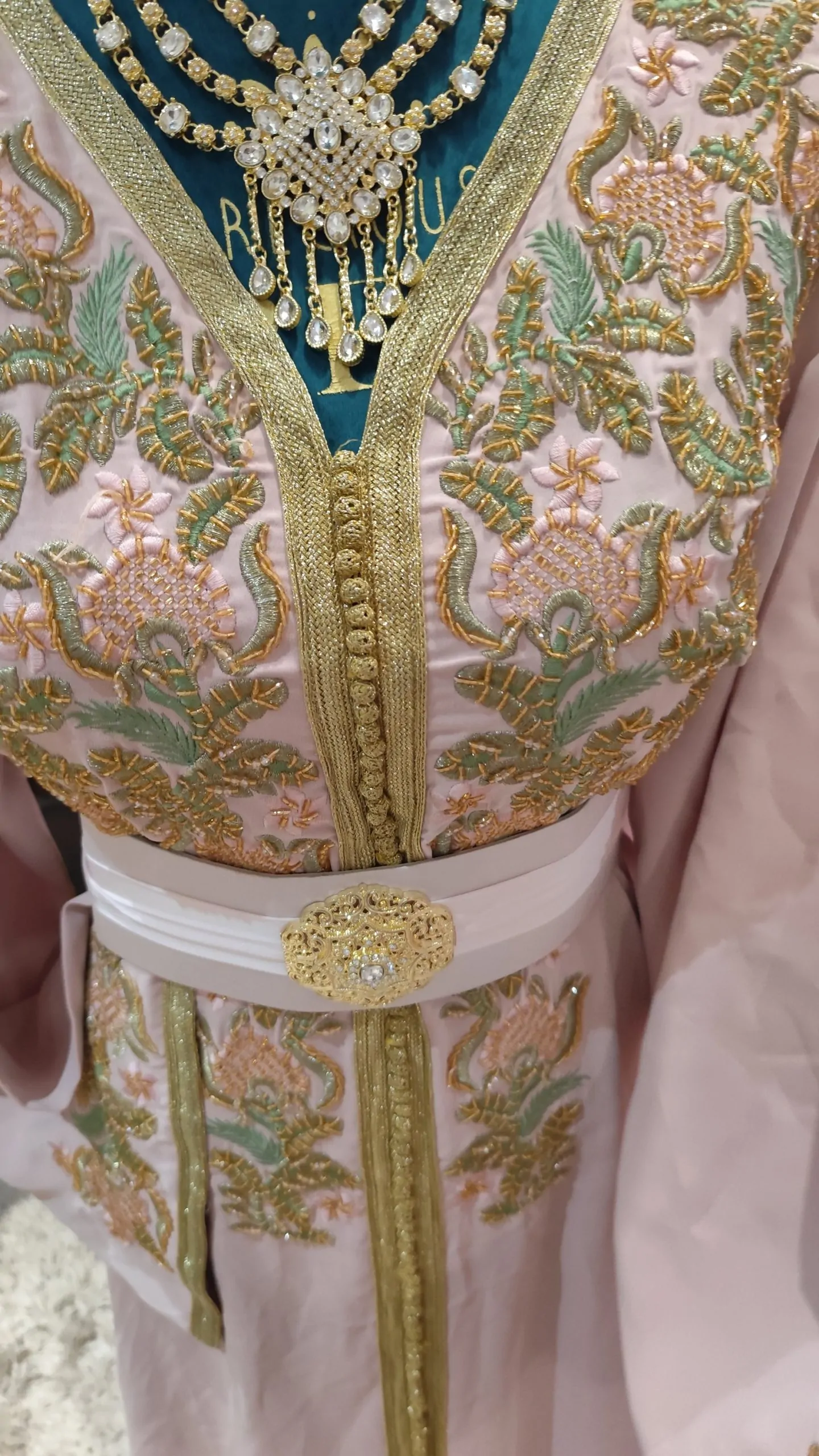 caftan marocain d occasion – Image 7