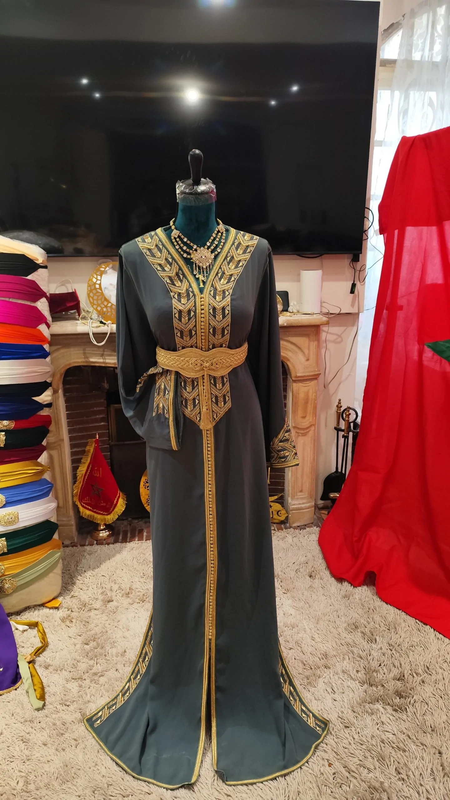 caftan marocain porté une fois – Image 2