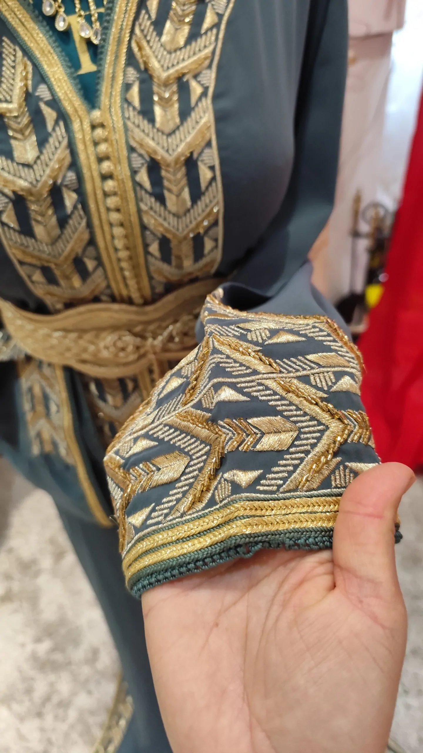 caftan marocain porté une fois – Image 5