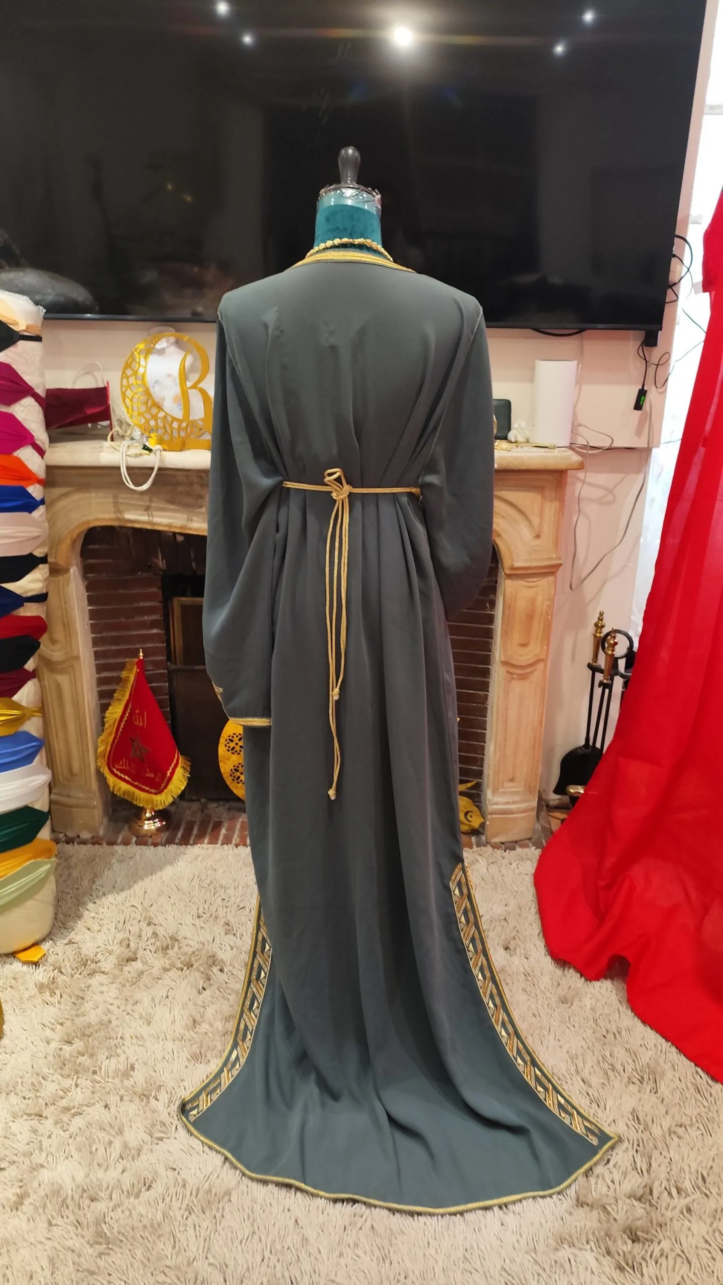 caftan marocain porté une fois – Image 9