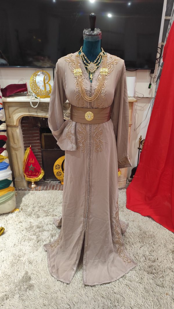 caftan marocain porté une fois — photo 13