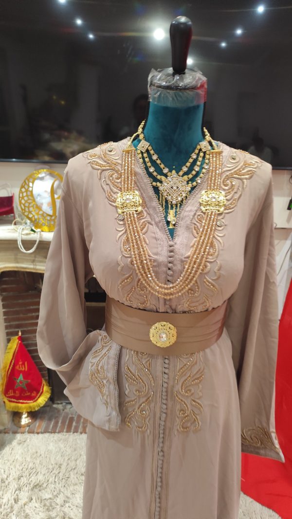 caftan marocain porté une fois — photo 9