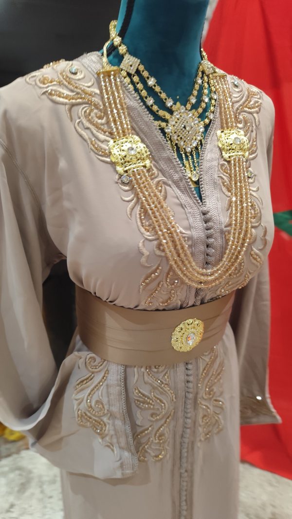caftan marocain porté une fois — photo 7