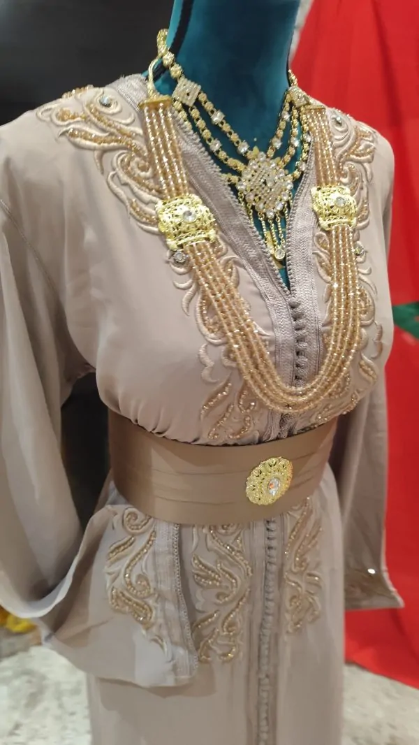 caftan marocain porté une fois — photo 7