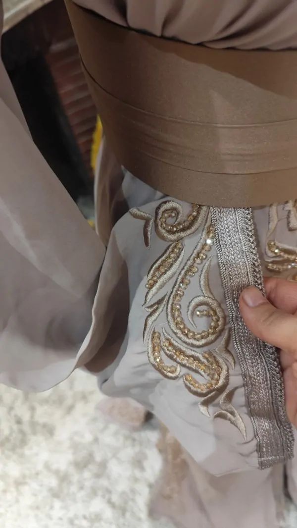 caftan marocain porté une fois — photo 3