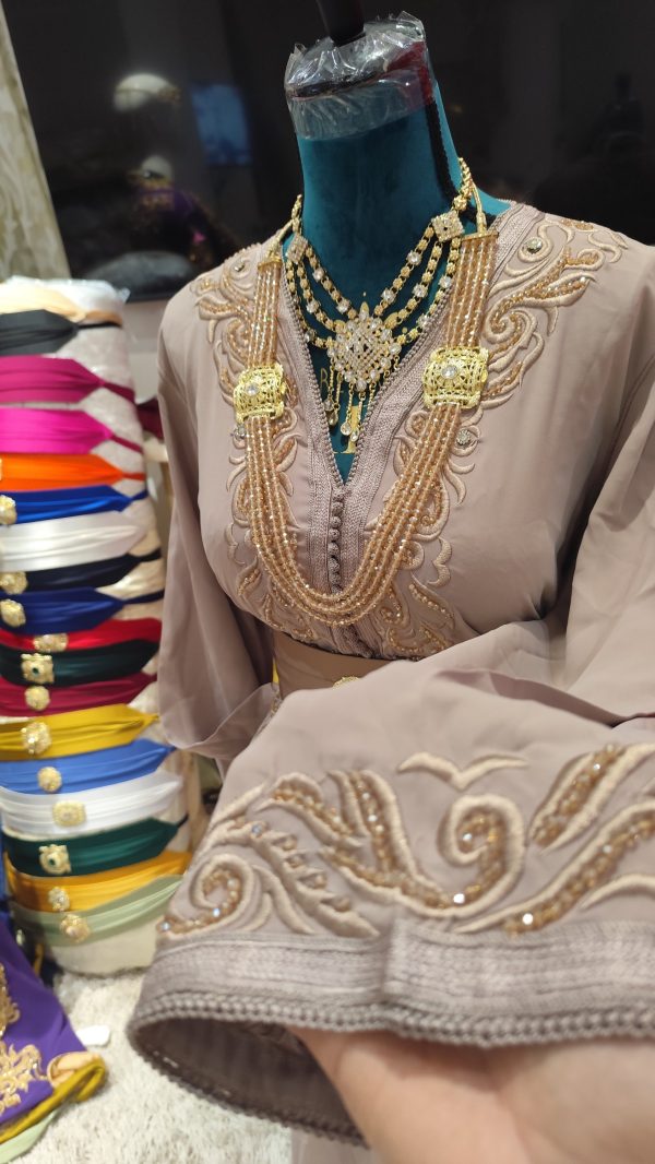 caftan marocain porté une fois — photo 8