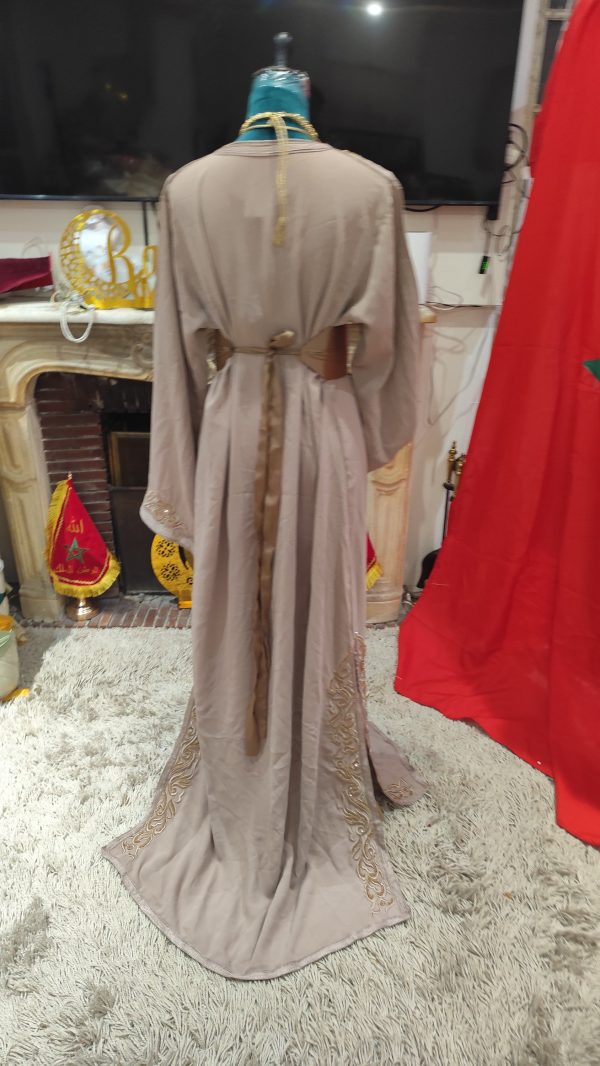 caftan marocain porté une fois — photo 4