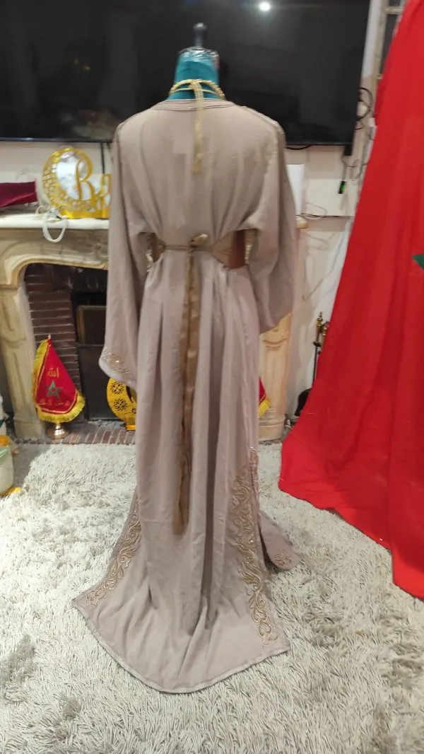 caftan marocain porté une fois — photo 4