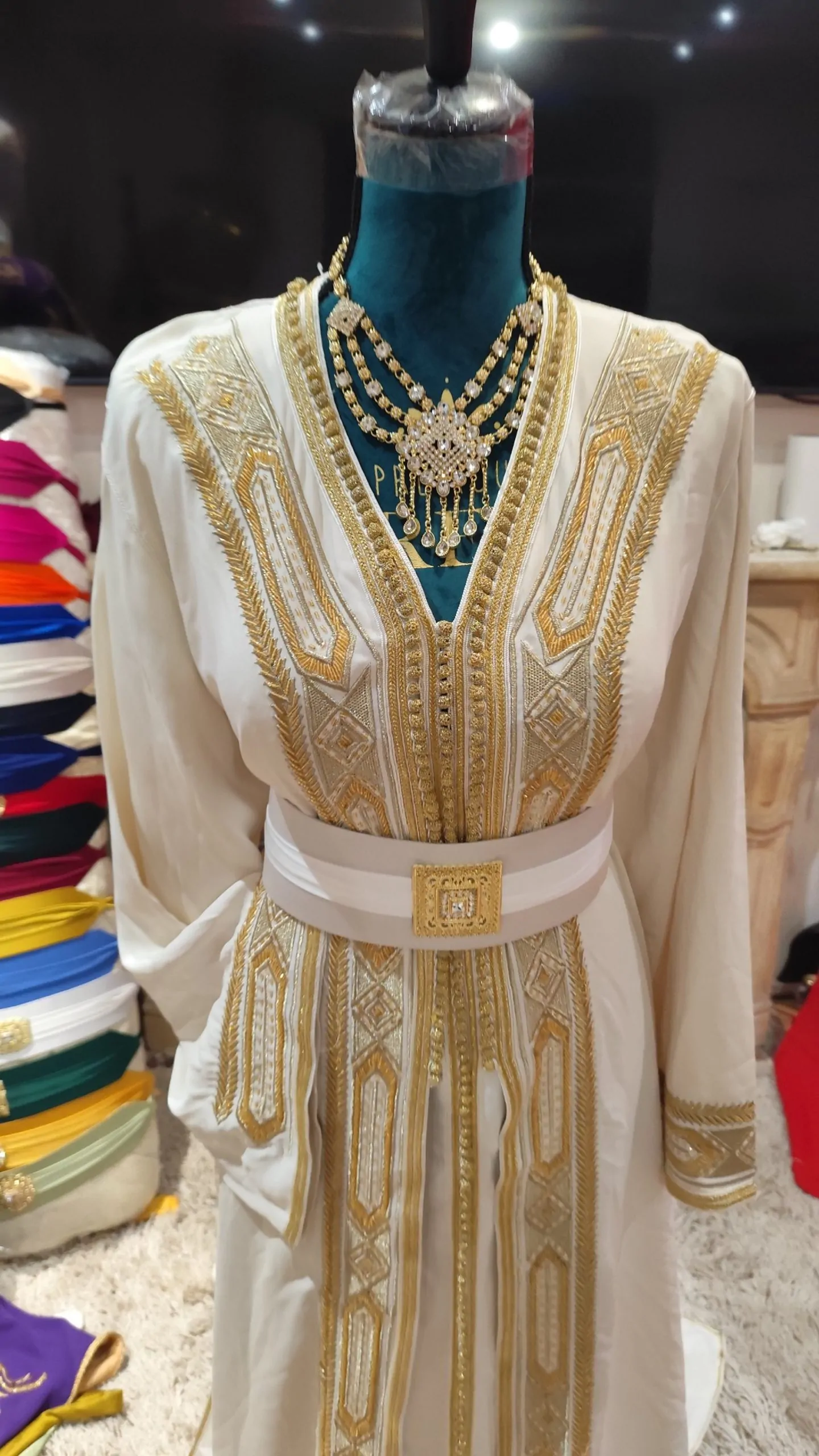 caftan marocain d occasion – Image 8