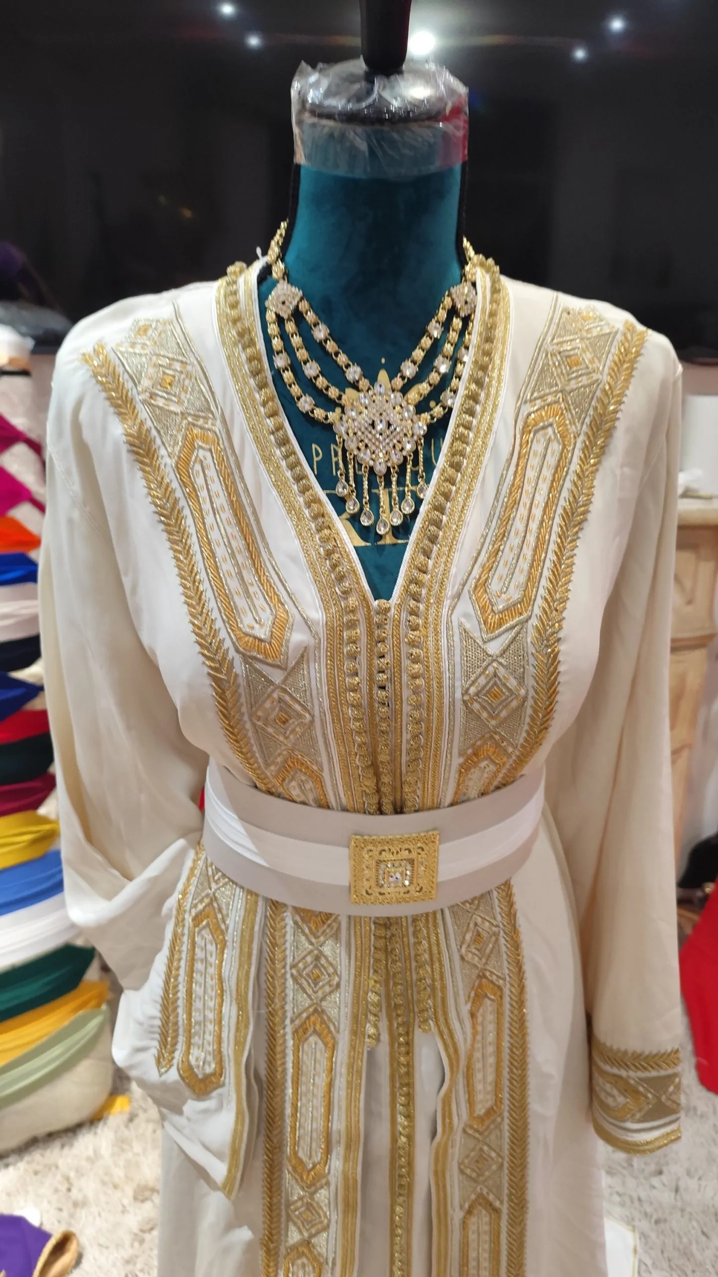 caftan marocain d occasion – Image 3