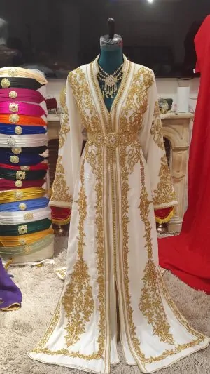 Neuer gefütterter marokkanischer Kaftan