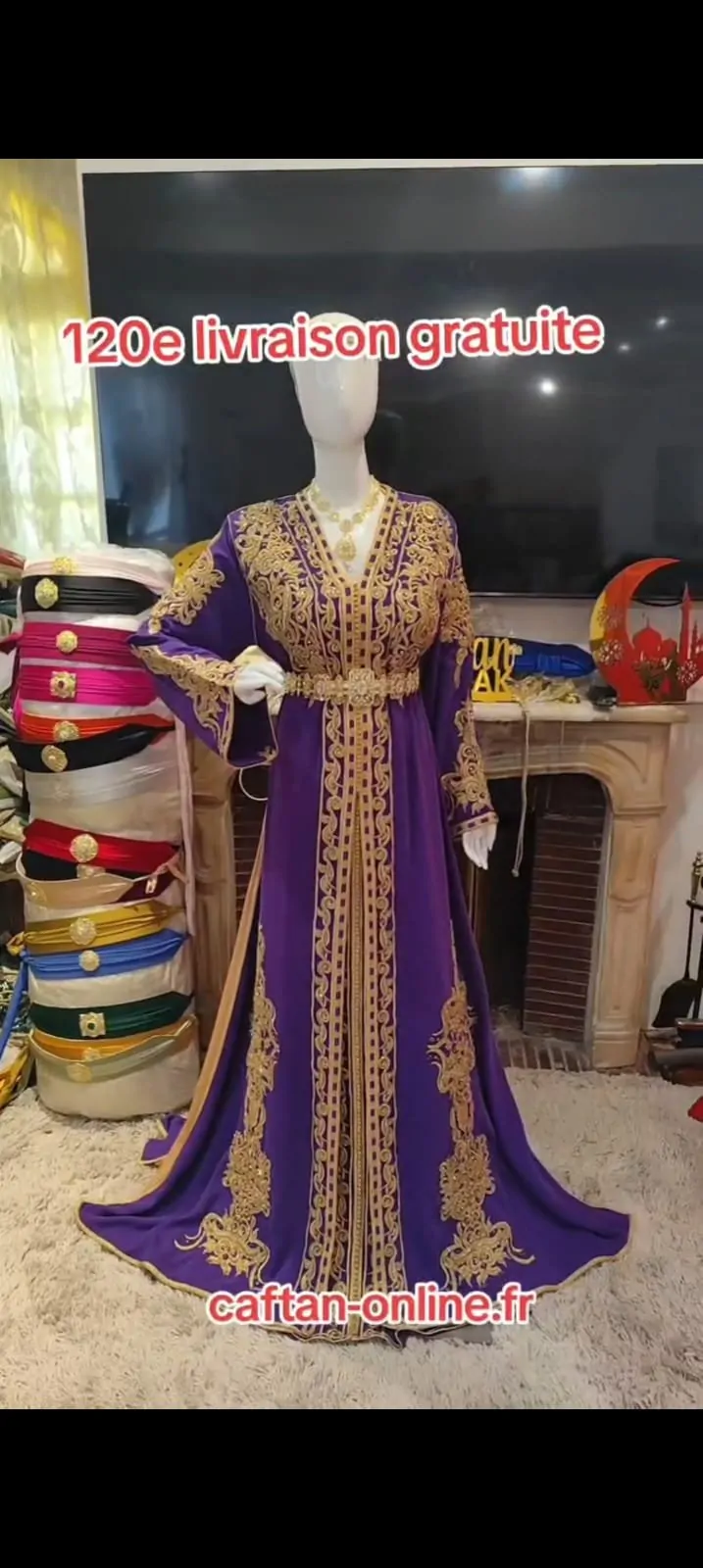 9caftans plus trois ceintures – Image 6