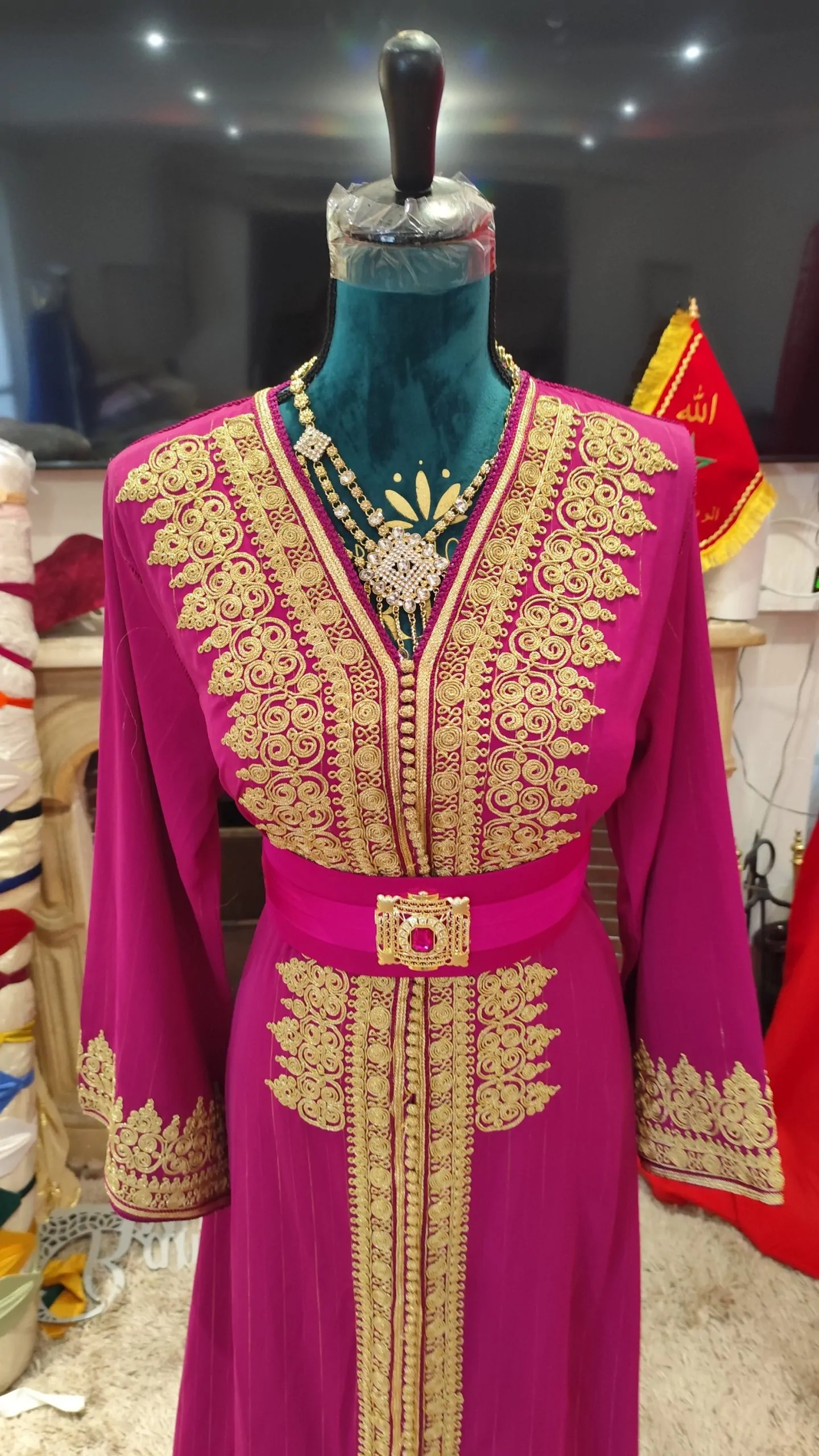 caftan marocain modèle d exposition – Image 7