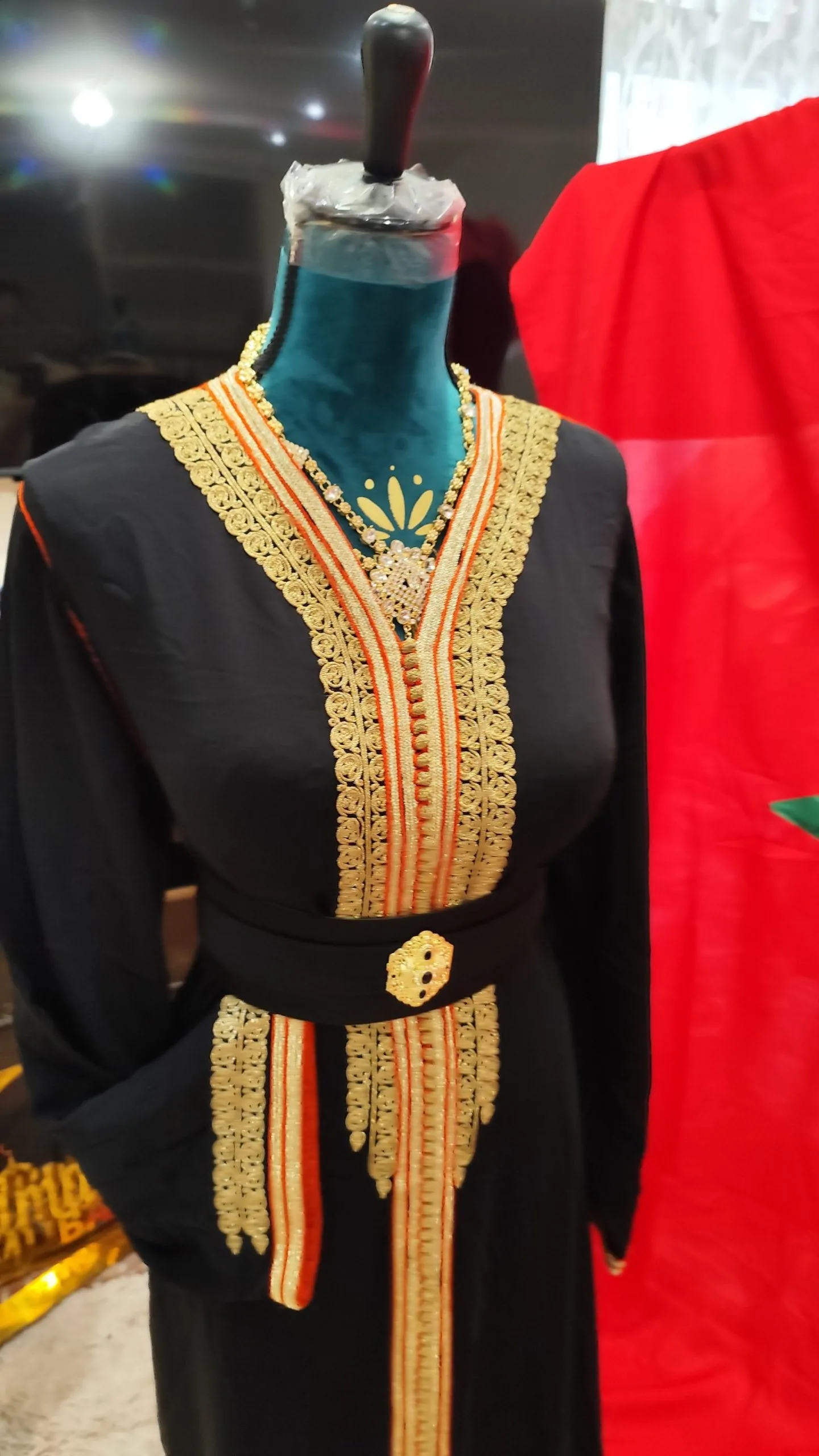 caftan marocain d occasion – Image 3