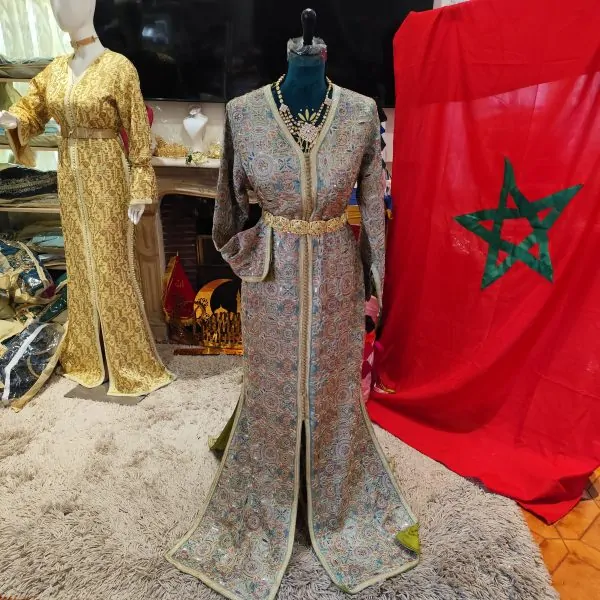 caftan marocain sirène doublé d occasion — photo 8