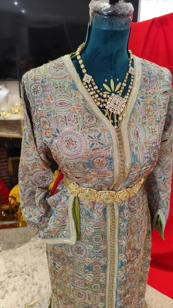 caftan marocain sirène doublé d occasion — photo 7