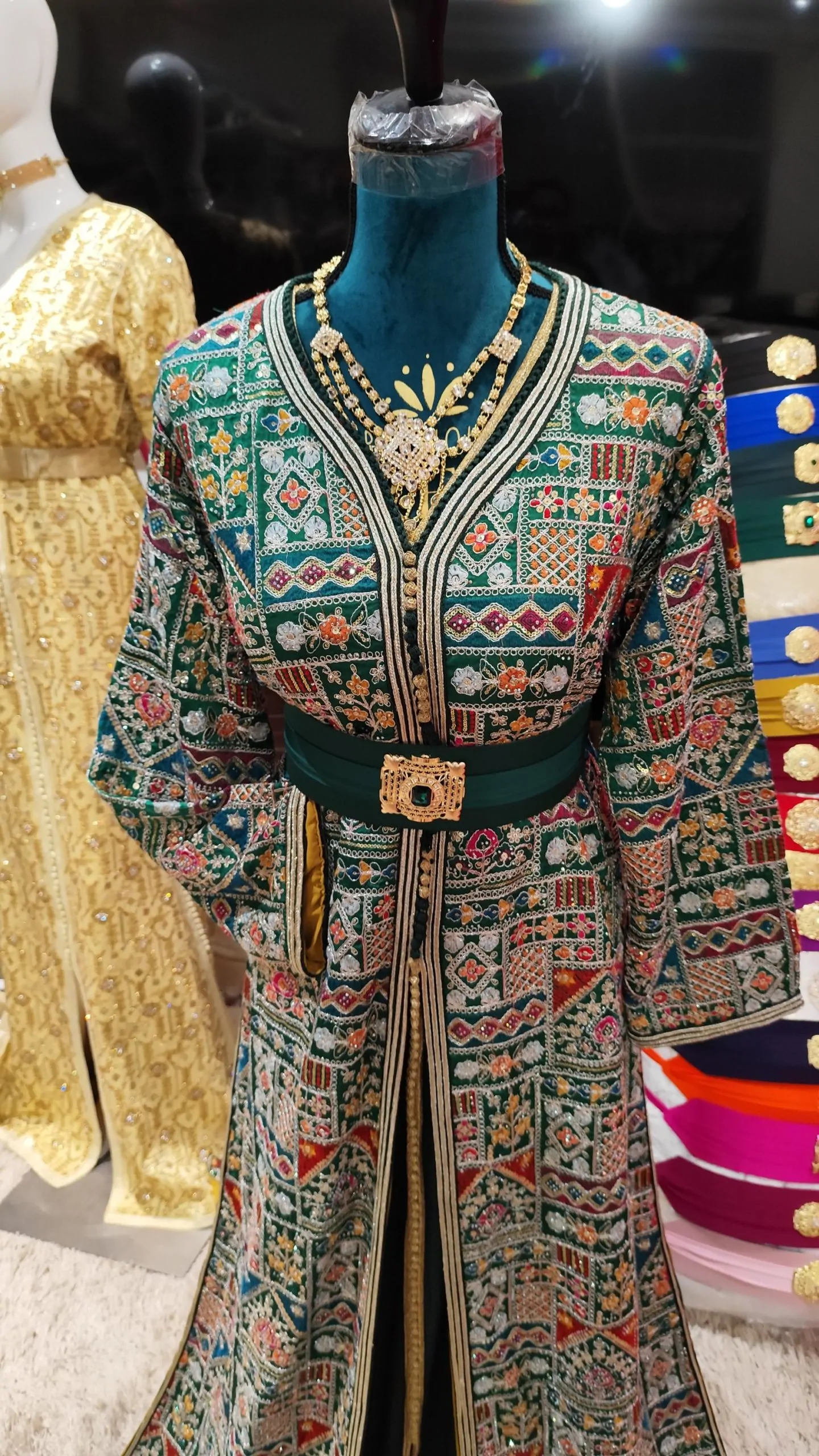 caftan marocain d occasion – Image 8