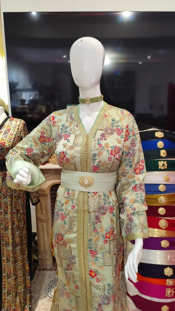 2 caftan marocain plus accessoires — photo 7