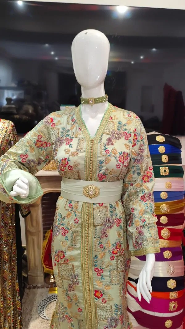 2 caftan marocain plus accessoires — photo 10