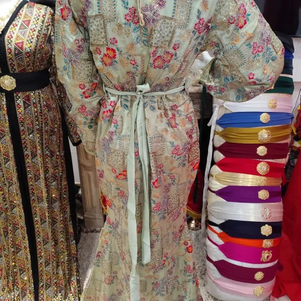 2 caftan marocain plus accessoires — photo 5