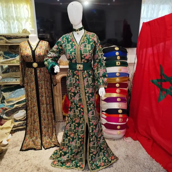 caftan marocain neuf doublé sirène
