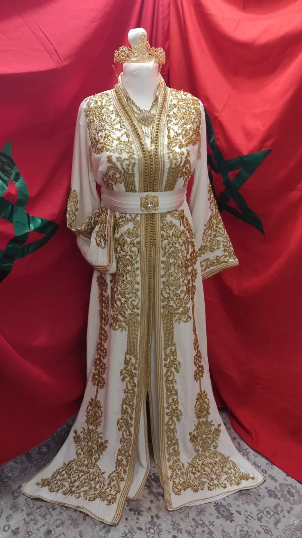 Neuer gefütterter marokkanischer Kaftan, 66cm — photo 6