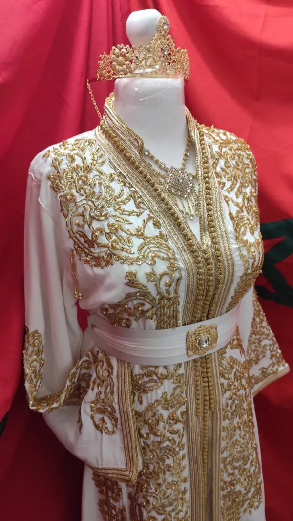 Neuer gefütterter marokkanischer Kaftan, 66cm — photo 10