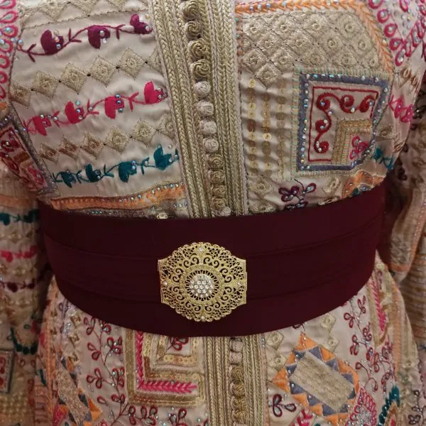 Nieuwe riem, bordeauxrood