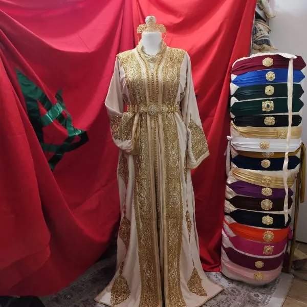 Neuer gefütterter marokkanischer Kaftan — photo 11