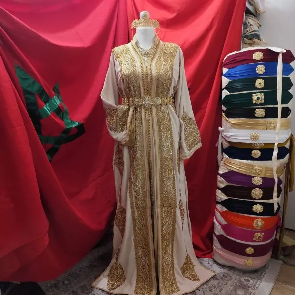 Neuer gefütterter marokkanischer Kaftan