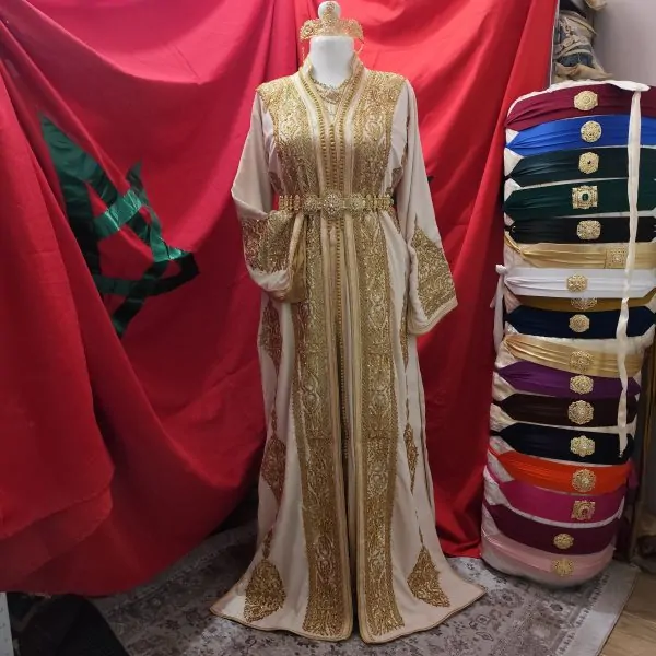Neuer gefütterter marokkanischer Kaftan — photo 8