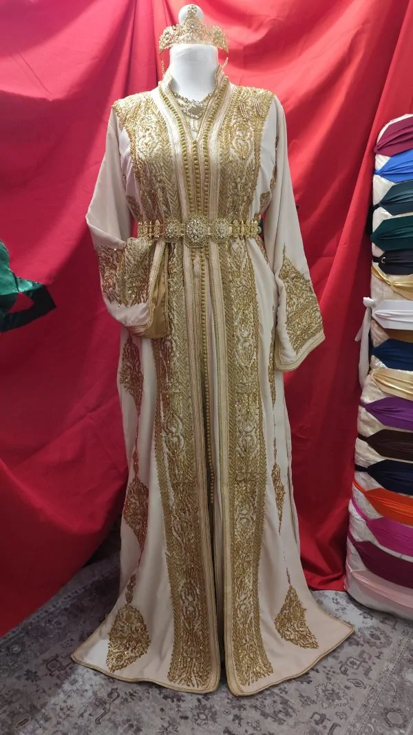 Neuer gefütterter marokkanischer Kaftan — photo 12