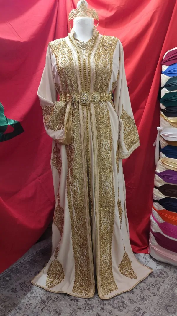 Neuer gefütterter marokkanischer Kaftan — photo 6