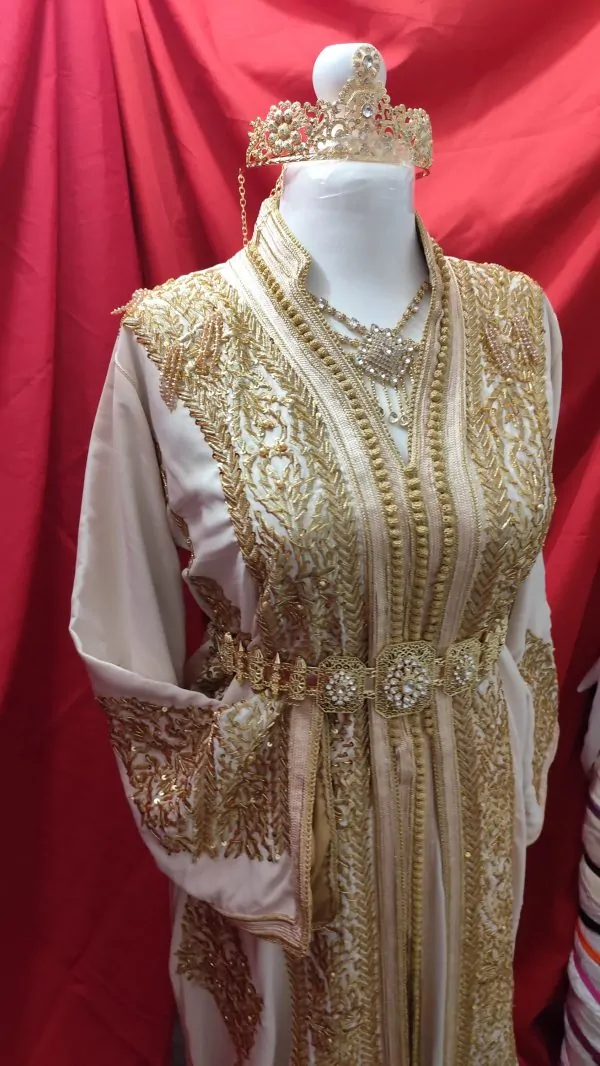 Neuer gefütterter marokkanischer Kaftan — photo 13