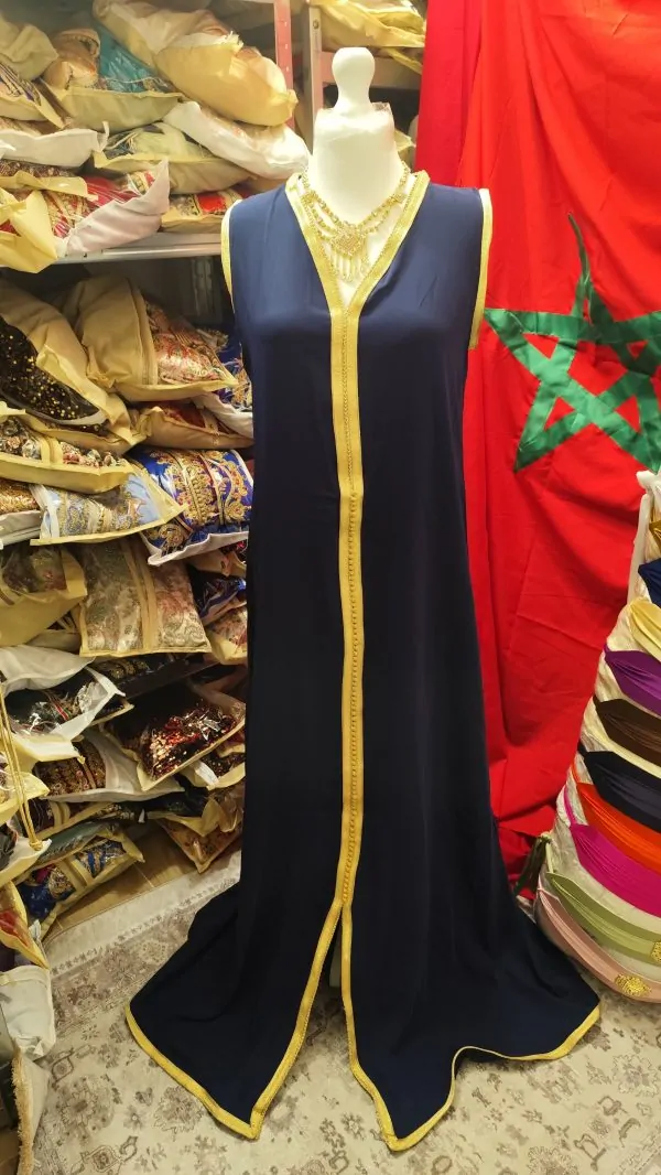 New Moroccan caftan with belt — photo 3