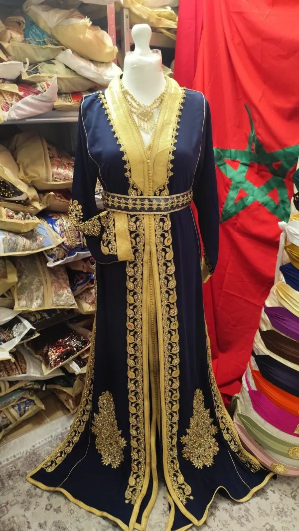 New Moroccan caftan with belt — photo 10