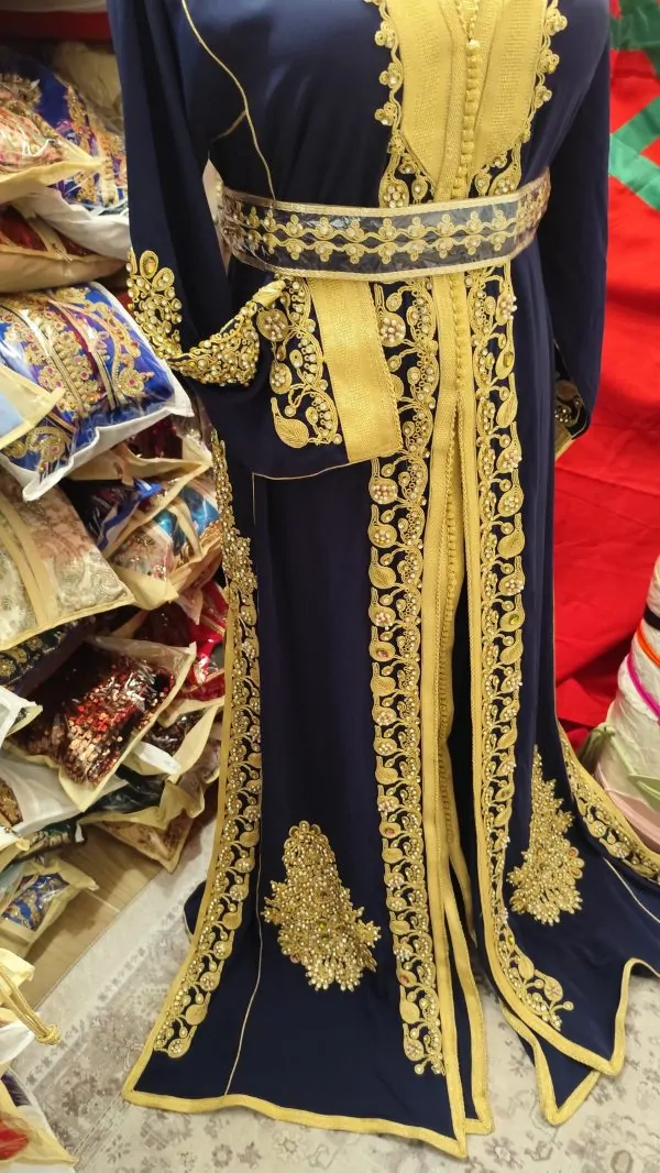 New Moroccan caftan with belt — photo 5