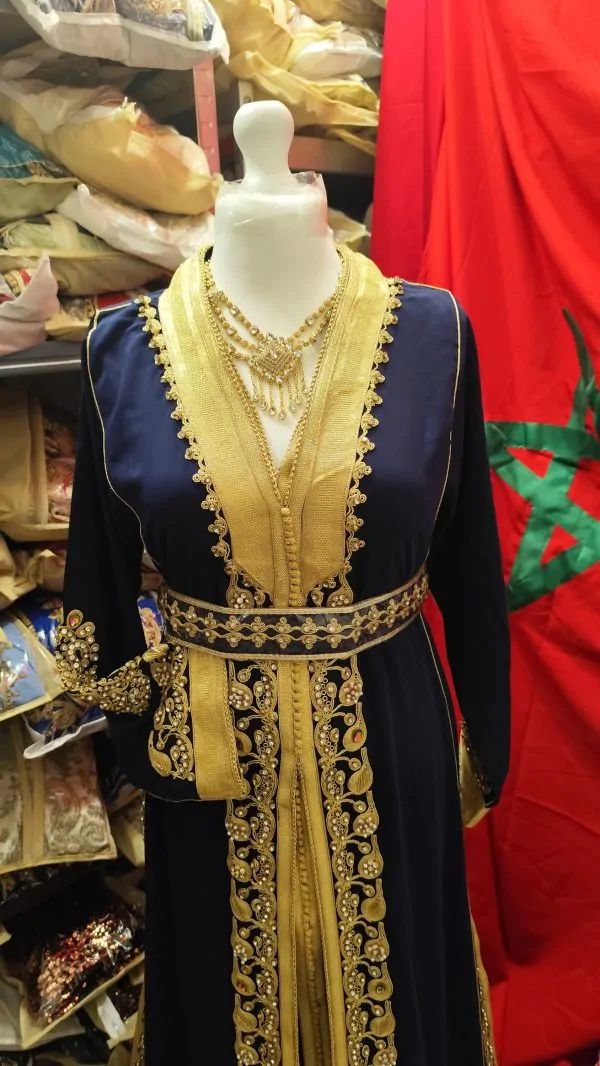 New Moroccan caftan with belt — photo 4