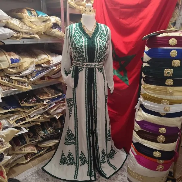قفطان مغربي جديد مبطن مع حزام — photo 10