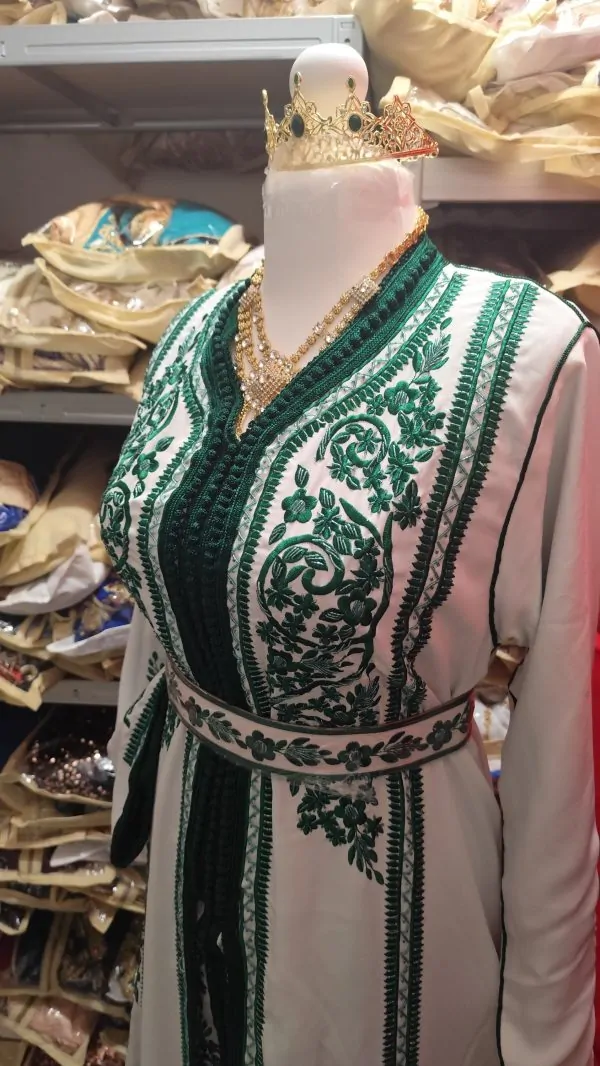 قفطان مغربي جديد مبطن مع حزام — photo 6