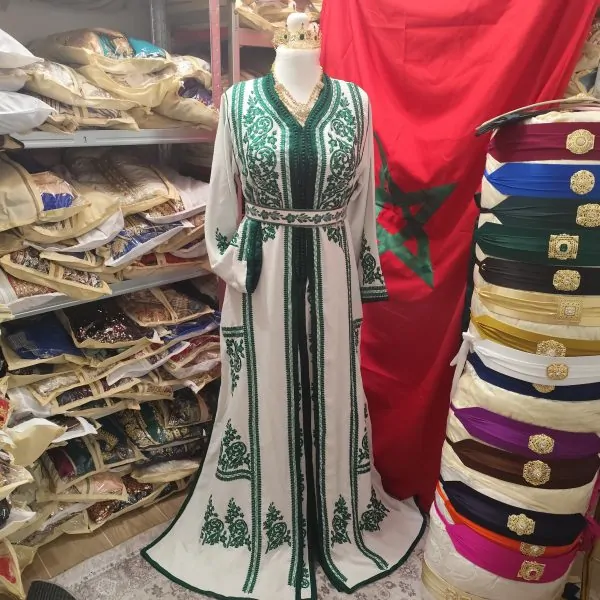 قفطان مغربي جديد مبطن مع حزام