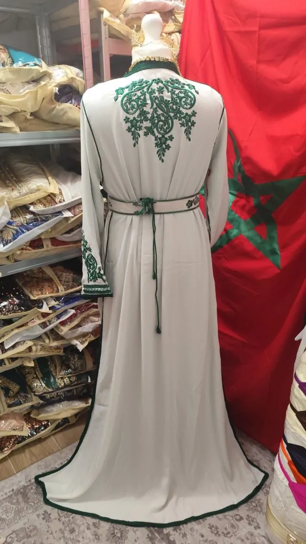 قفطان مغربي جديد مبطن مع حزام — photo 3