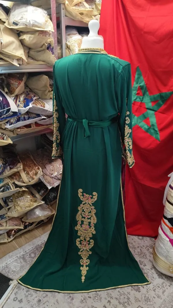 caftan marocain neuf doublé avec ceinture avec ras du cou — photo 4