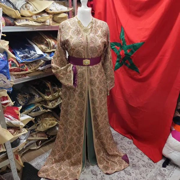 caftan marocain d occasion doublé — photo 10