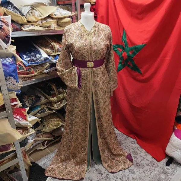 caftan marocain d occasion doublé — photo 12