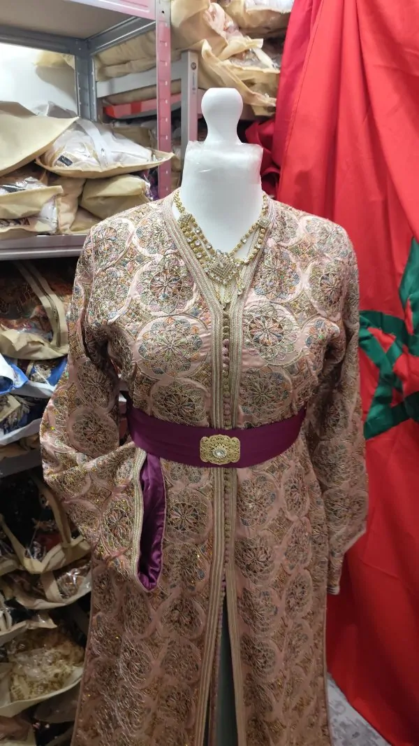 caftan marocain d occasion doublé — photo 6