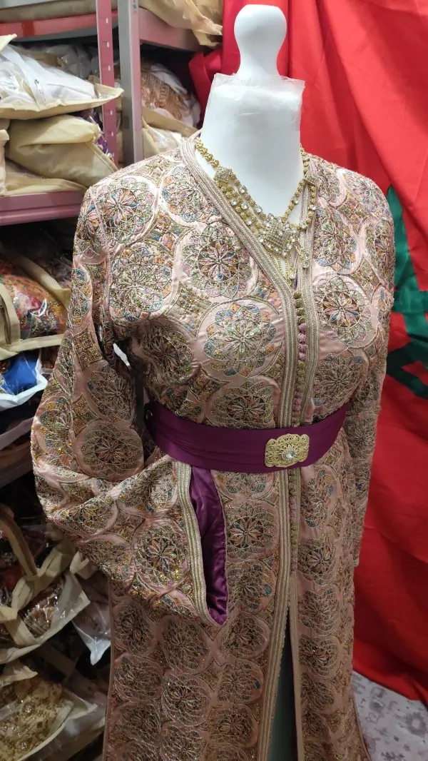 caftan marocain d occasion doublé — photo 4