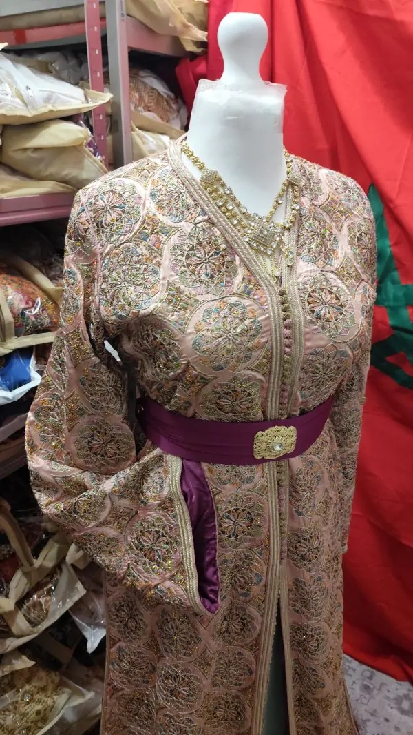 caftan marocain d occasion doublé — photo 11